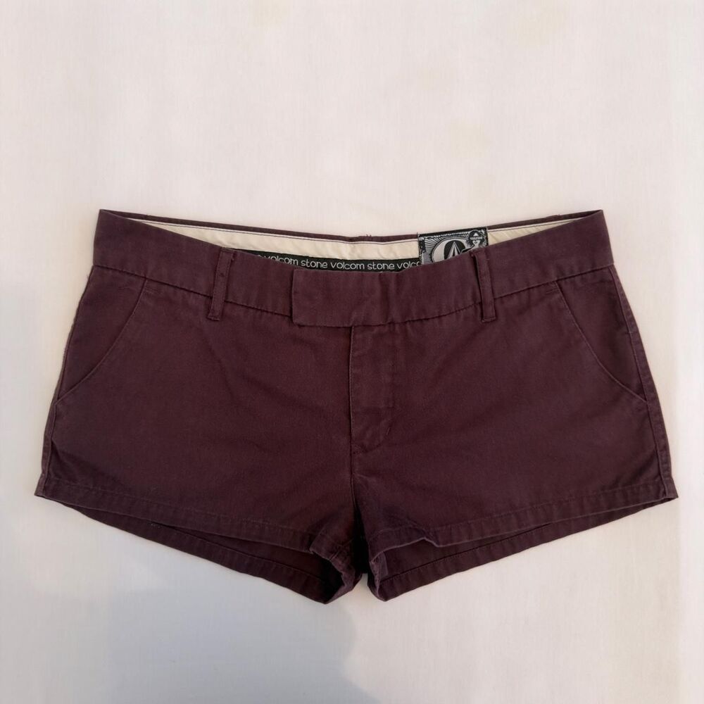 Vintage Y2K Volcom Burgundy Chino Shorts Ultra Low Rise Size 7